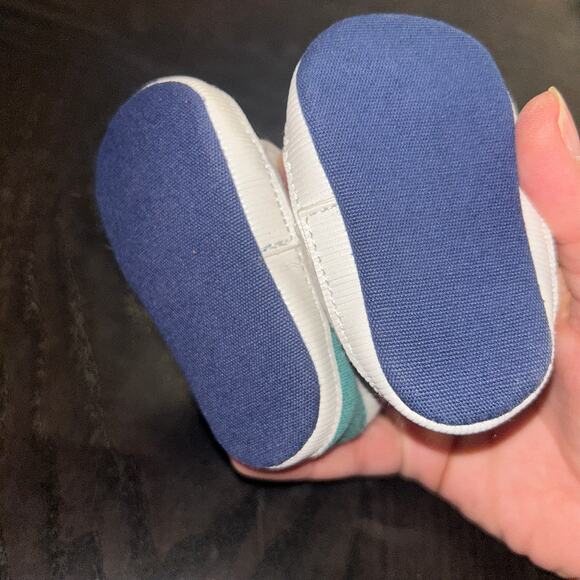 Carter's Child of Mine Set Bundle of 2 Shoes Baby Boys Newborn NB - Picture 5 of 8